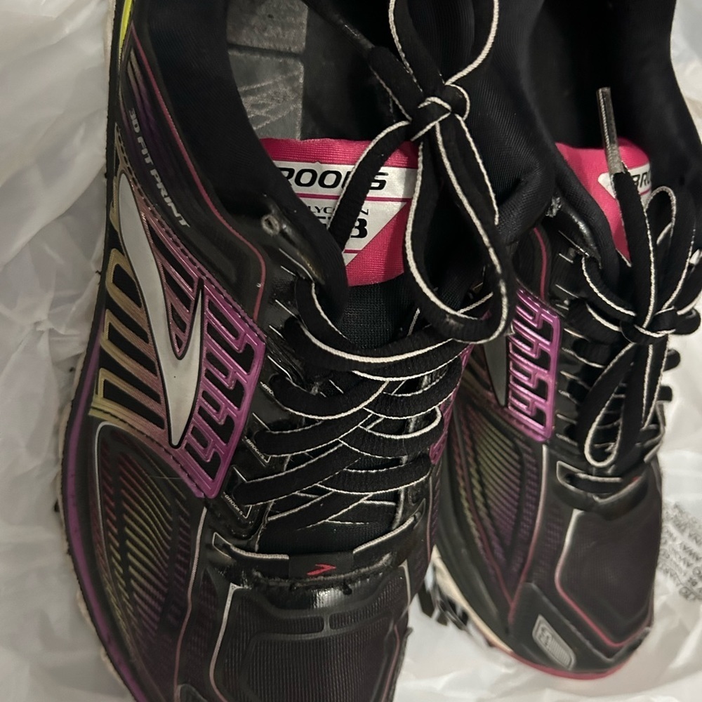 Size 9 - Brooks Glycerin 13 Black/Multicolor/Pink